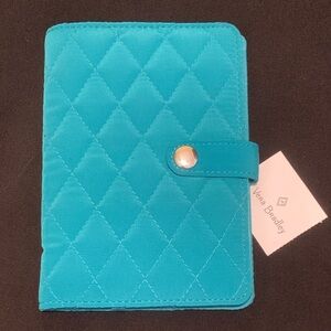 NWT Vera Bradley Travel Wallet Quilted Peacock Blue